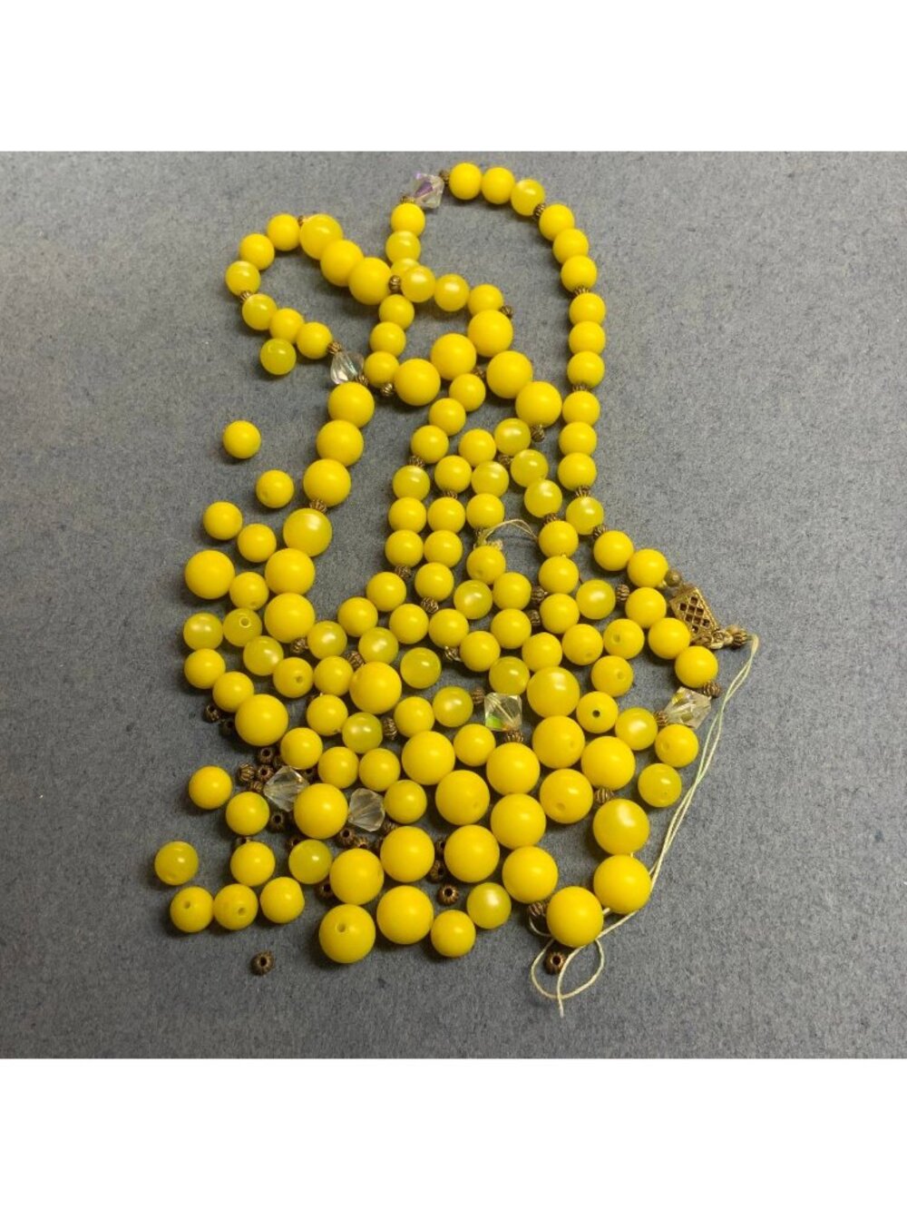 Vintage DIY Beaded Strand 28 In AS IS Yellow Faux Pearl Gold Fluted Push Clasp